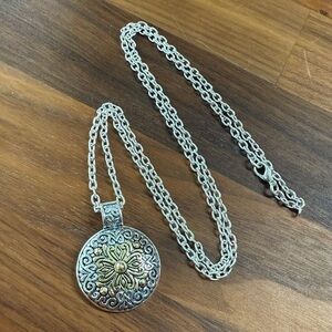 RMN Stamped Silver & Gold Tone Ornate Round Disc Pendant 18" Serpentine Necklace